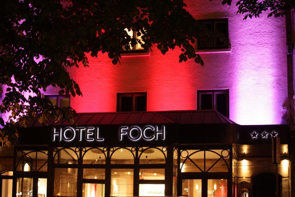 Hotel Foch Tarbes Bagian luar foto